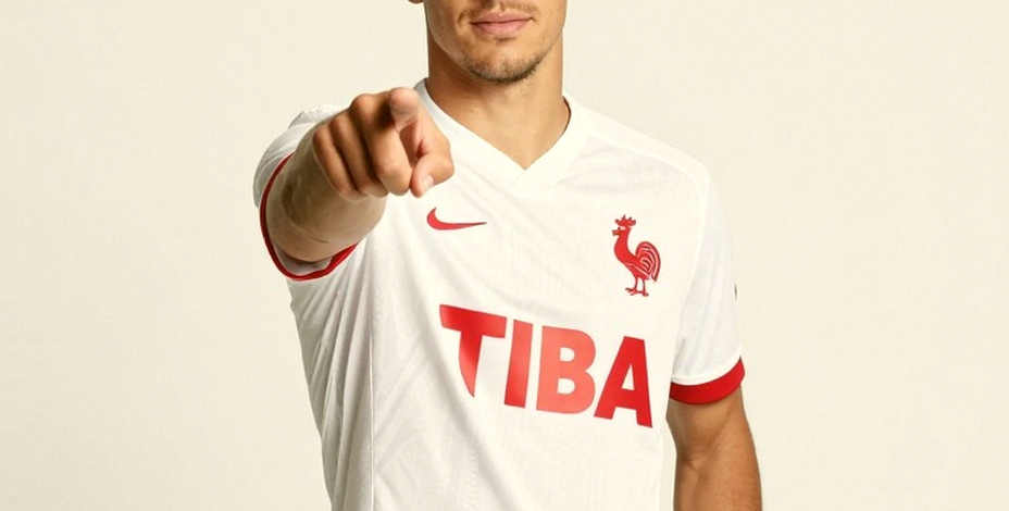 Míchel và Aaron Bouwman: Mười lăm phút của một hậu vệ mười chín tuổi ở Ajax