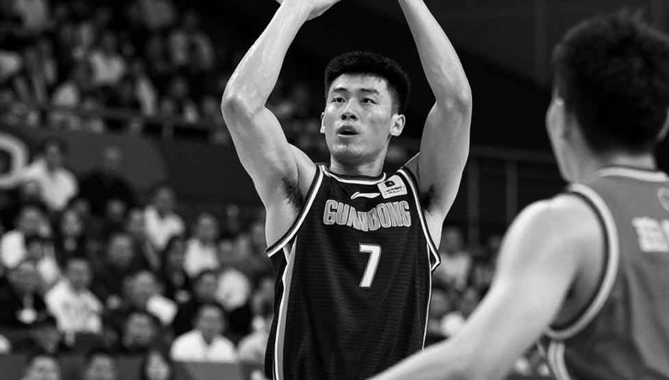 Fenerbahce, Baldwin and Larkin: The Two-Ball-Handler Gamble Ahead of a Season of Waiting Fenerbahce, Baldwin and Larkin: The Two-Ball-Handler Gamble Ahead of a Season of Waiting