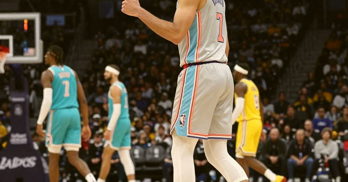 Nine Empty Boxes and the Word 'Basketball': When Sports Analysis Writes Four Thousand Words About Nothing Nine Empty Boxes and the Word 'Basketball': When Sports Analysis Writes Four Thousand Words About Nothing